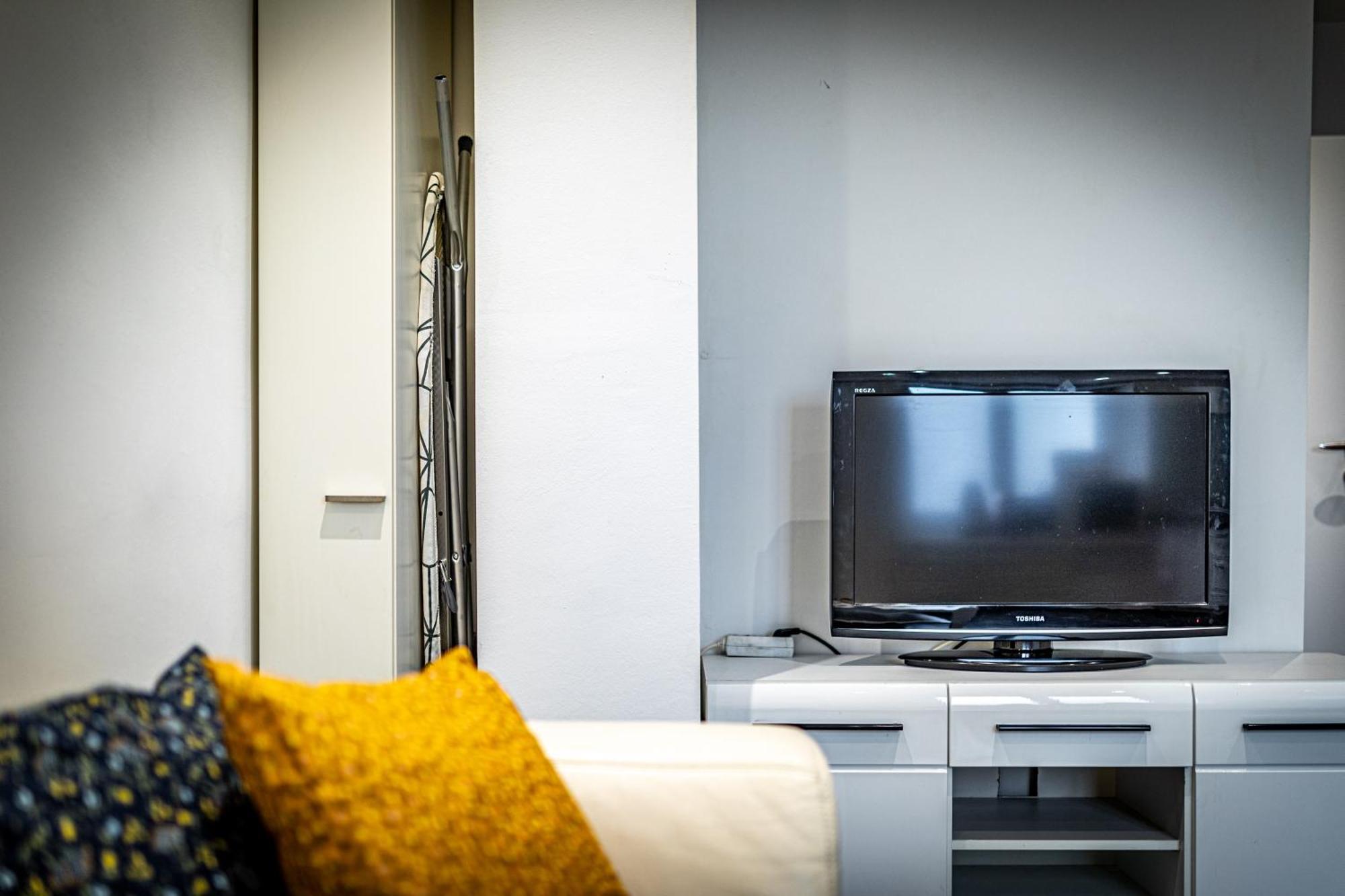 Central Hub Close To Main Station By Jr City Apartments Wenen Kamer foto