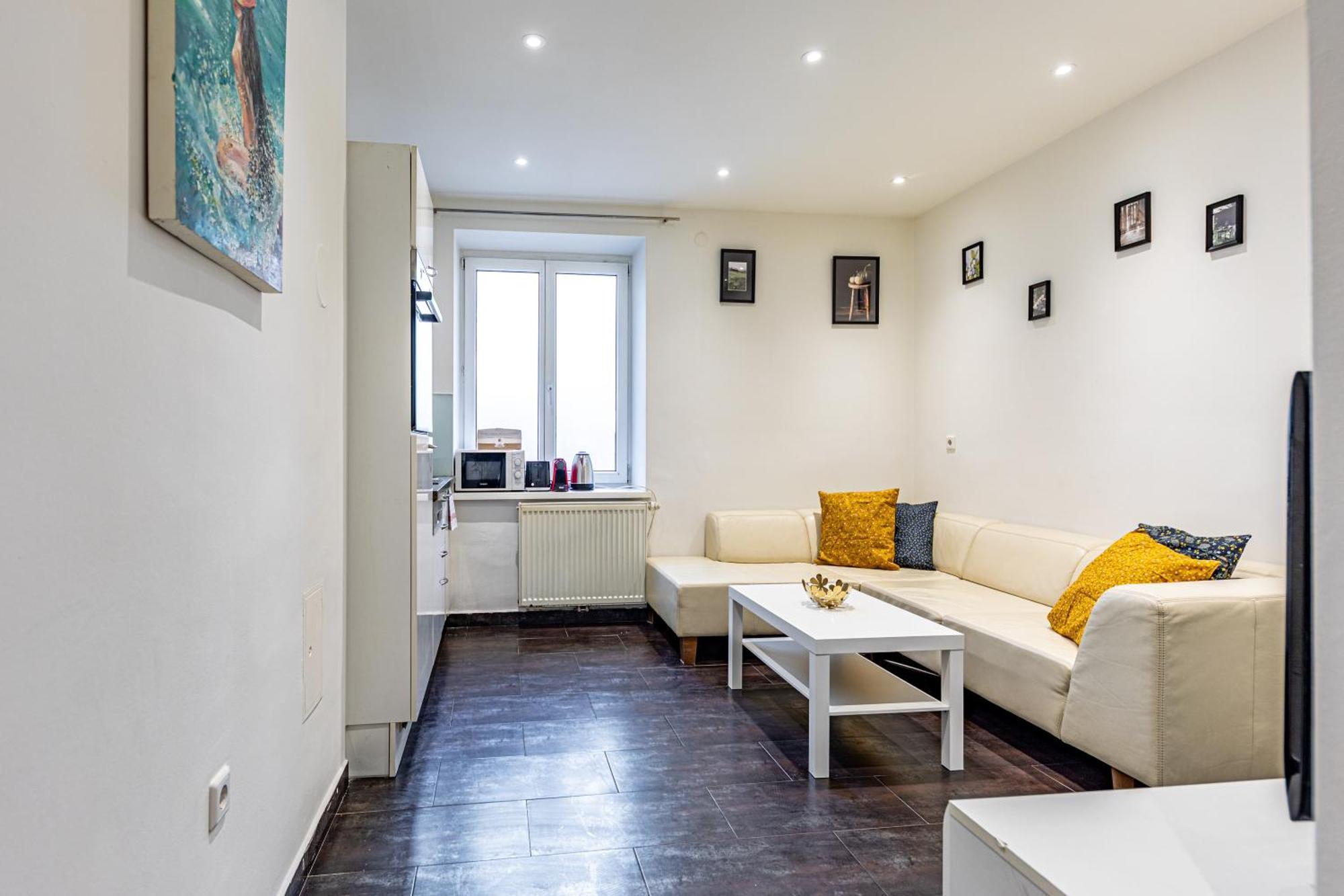 Central Hub Close To Main Station By Jr City Apartments Wenen Kamer foto